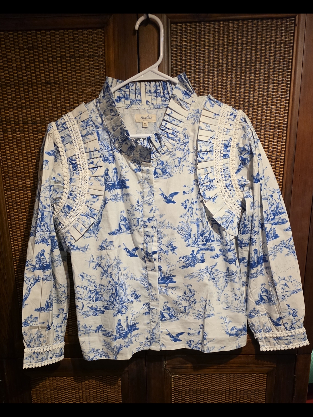 Farylina NWOT Eggshell & Blue Toile Ruffled Button-Up Blouse XL PTP 21